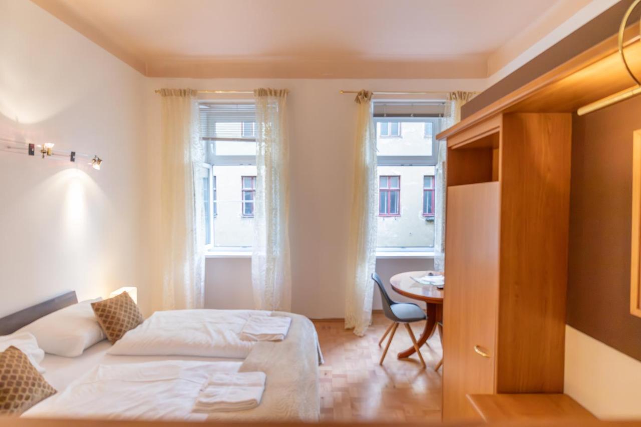 Cozy Center Retreat 2br Apt. Homelike Comfort Vienna